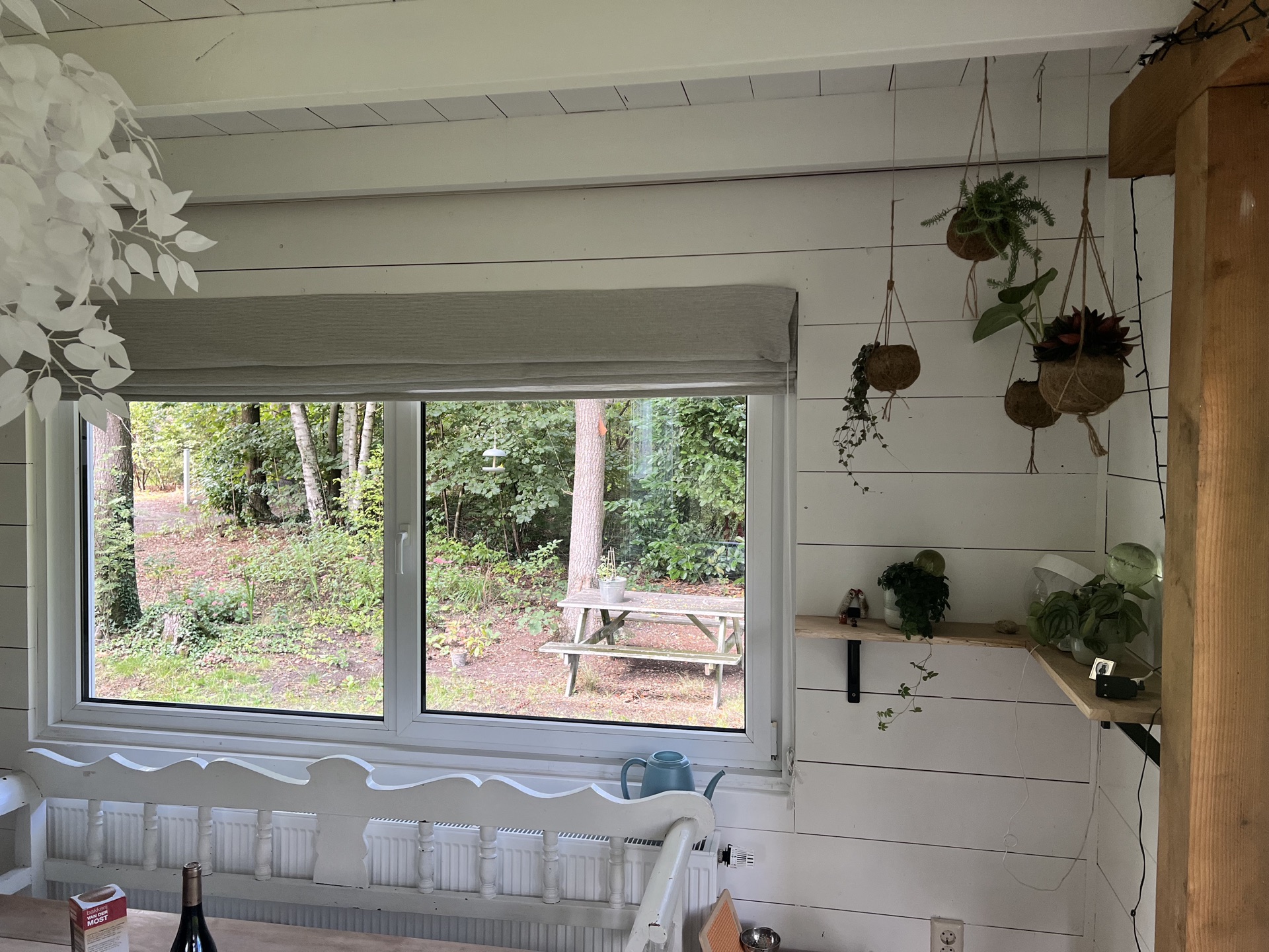 Zithoek met schuifpui naar terras